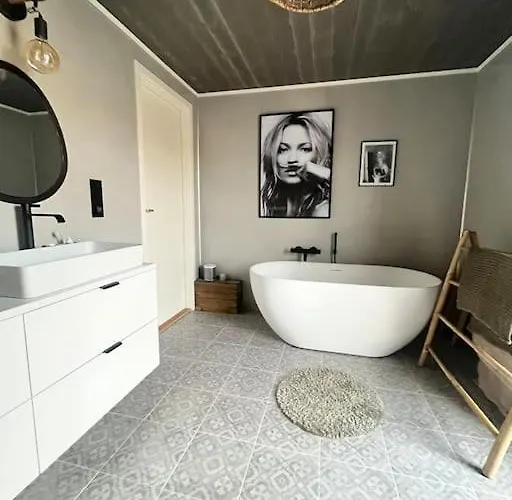 Unik Med Fjordutsikt Villa